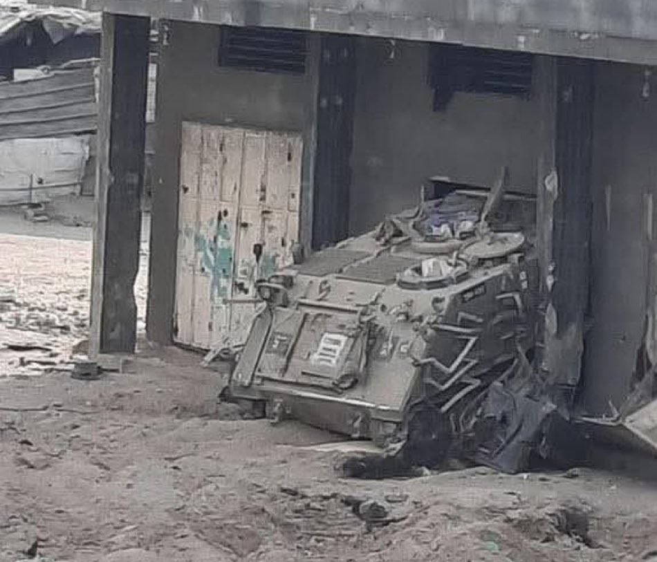 Israeli forces detonate robots in Jabalia Al Nazleh