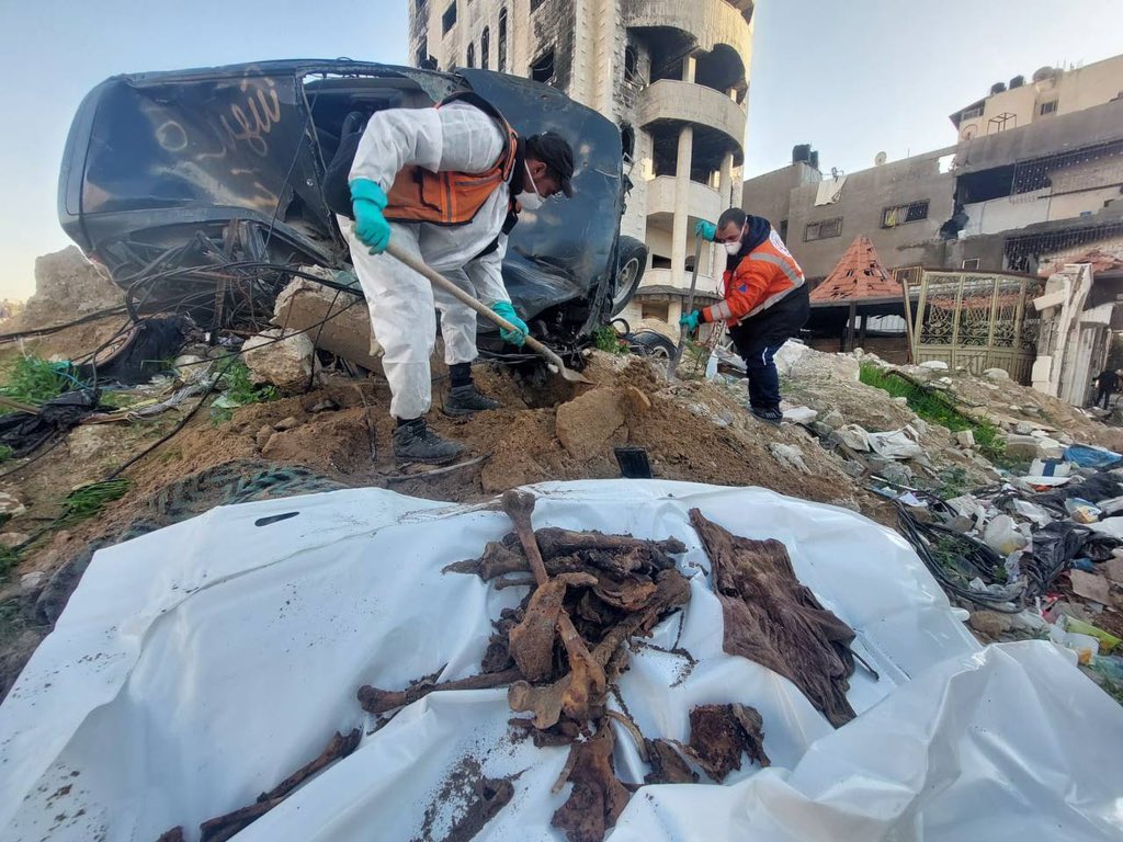 Bodies Found Buried at Gaza School Courtyard
