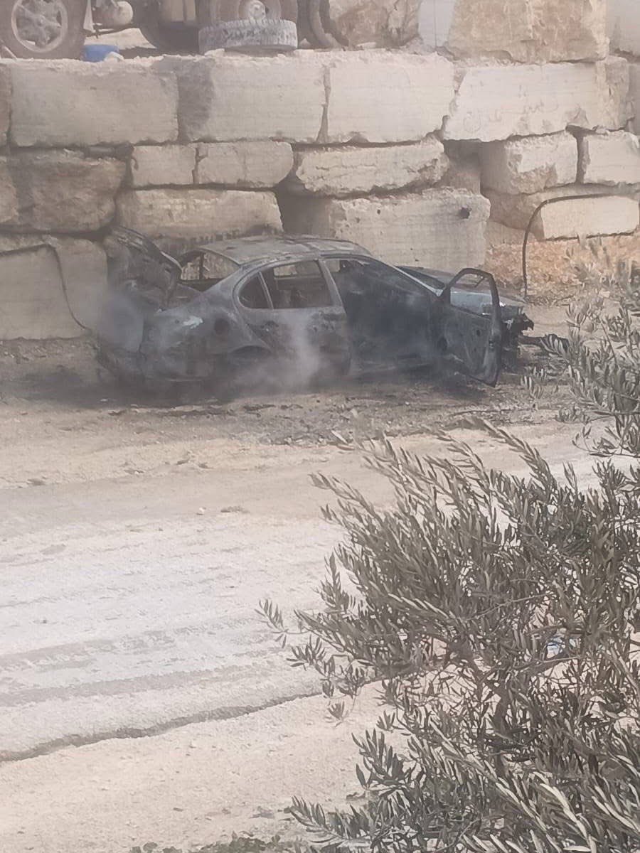 Settlers burn equipment at quarry in Awariaf village south Nablus