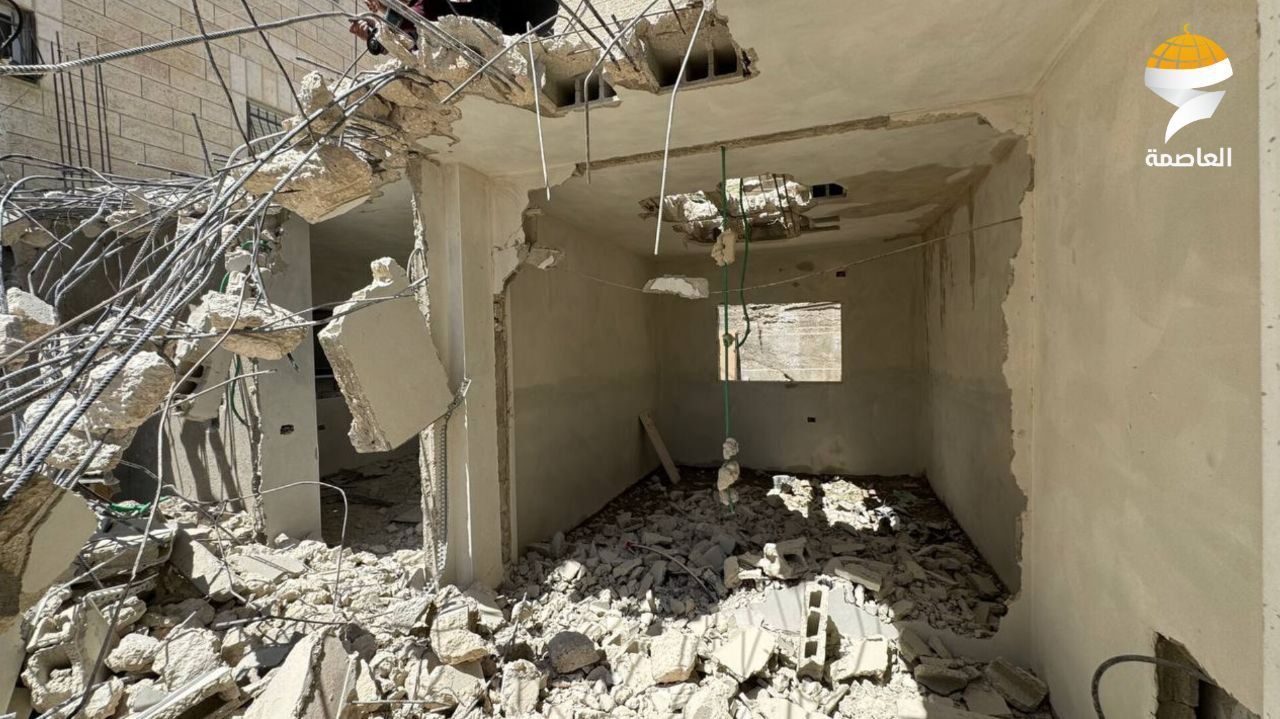 Israeli Occupation Forces Palestinian Family to Demolish Home