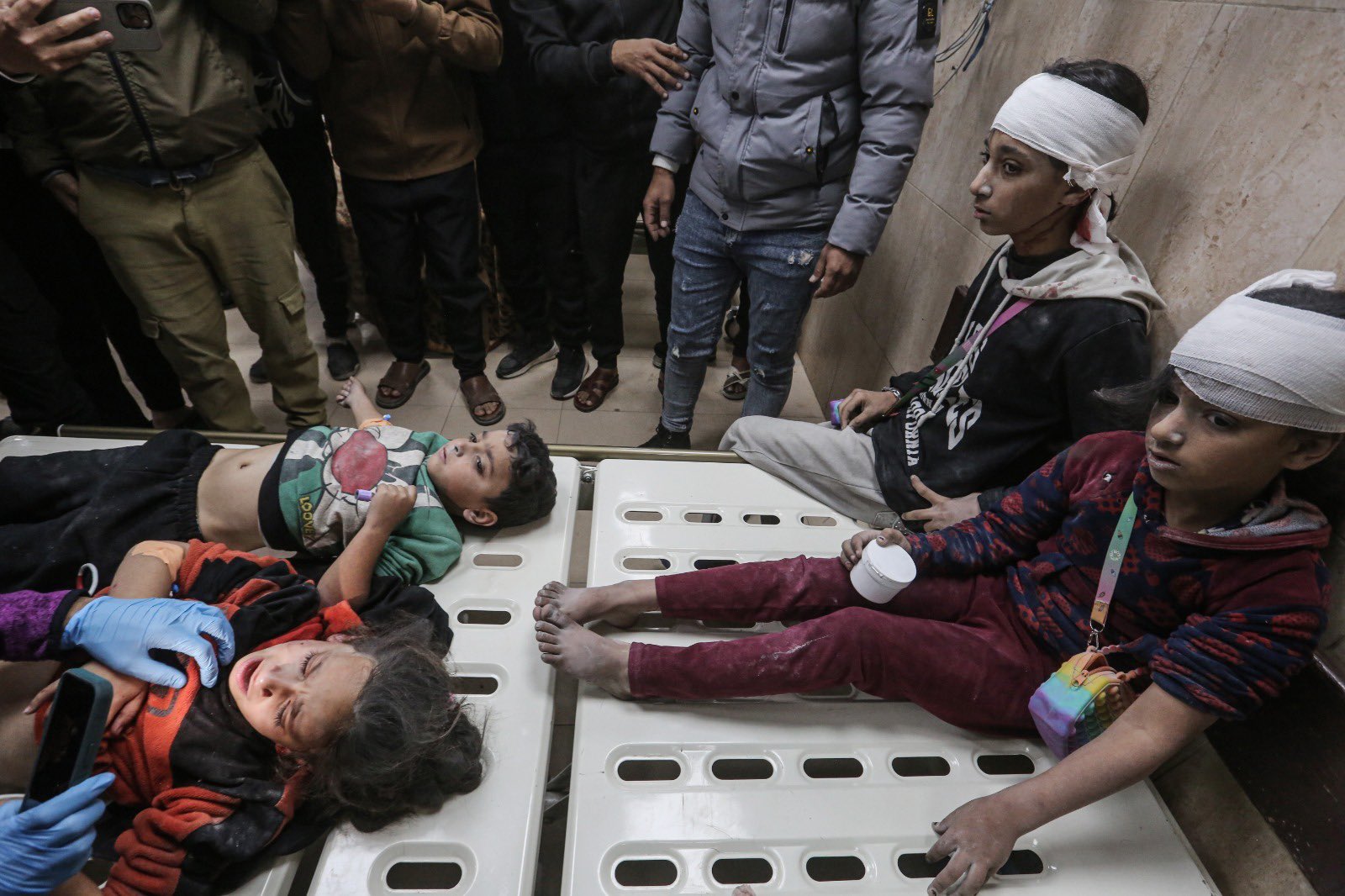 Israeli bombing kills 17 in Al Nuseirat refugee camp