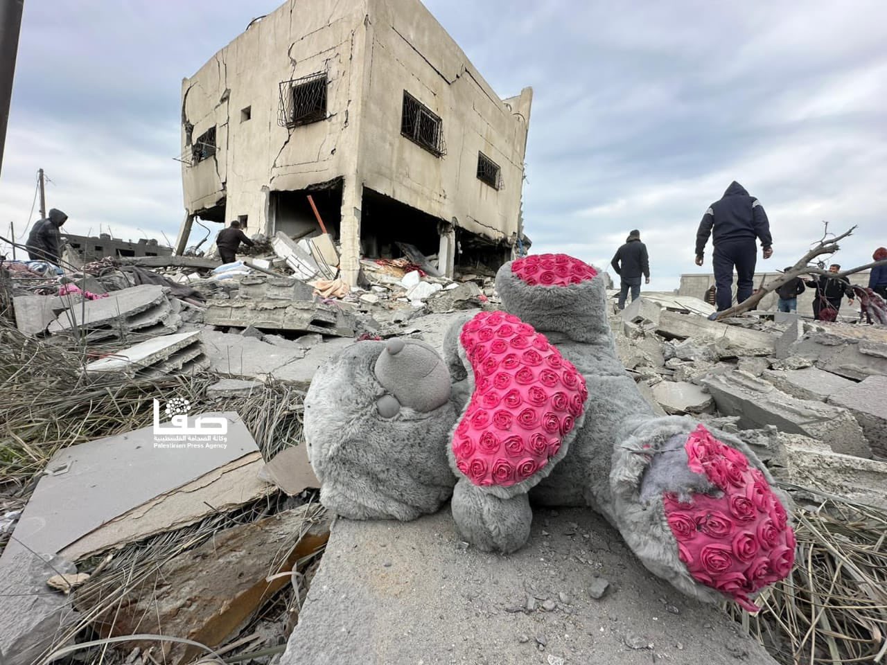 Deaths reported in Israeli bombing of UNRWA centre Gaza