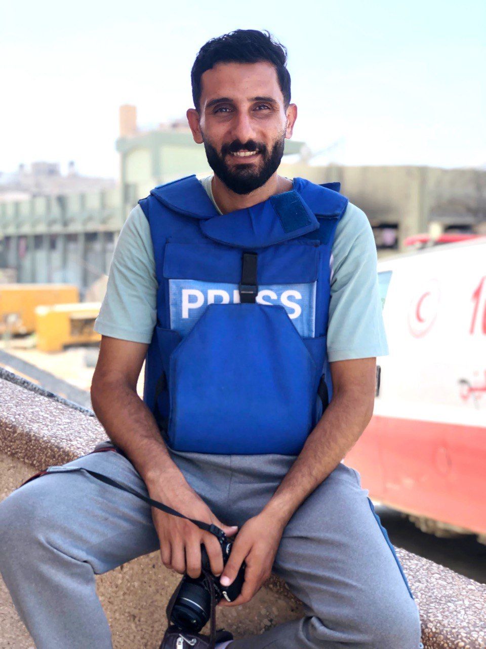 Israeli Forces Arrest Palestinian Journalist Moath Al-Kahlout in Gaza