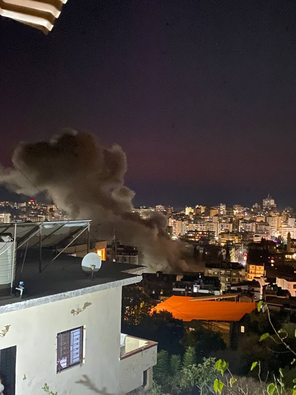 Israeli airstrikes target Haret Saida in southern Lebanon