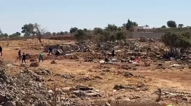 Israeli settlers attack Palestinian village of Sinjil