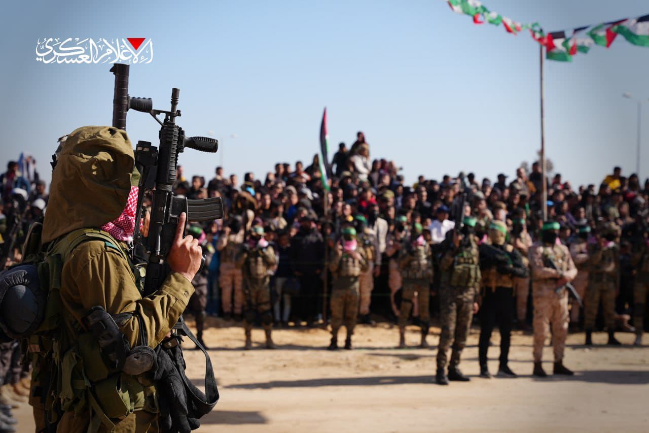Palestinian Resistance Releases Israeli Prisoners with Respect