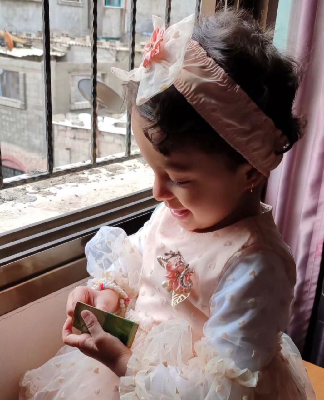 Journalist Ismail Al-Ghoul’s Daughter Separated From Father Forever