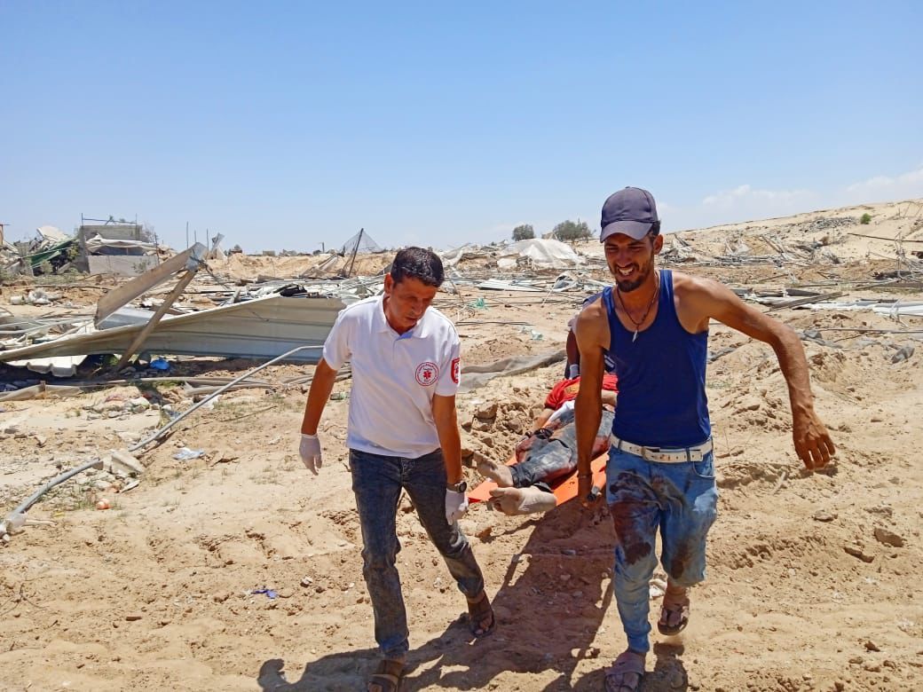 Palestinian Man Rescued After 22 Days Trapped in Rafah