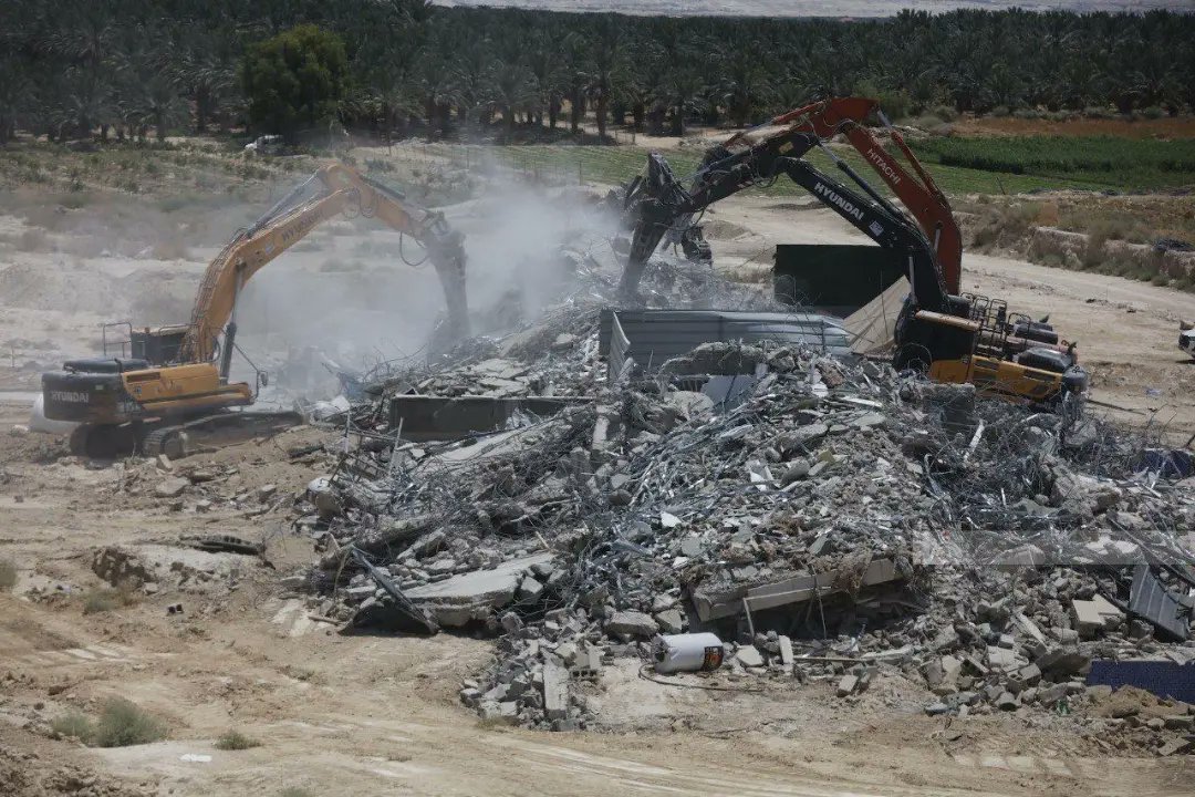 Israeli forces demolish 4 Palestinian homes west of Jericho