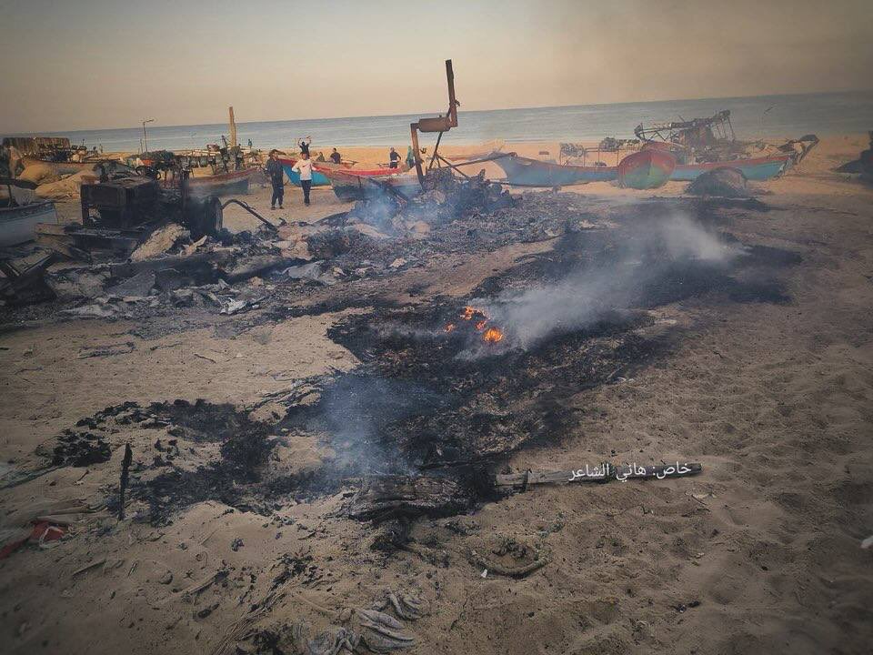 Israeli Warplanes Destroy 18 Fishing Boats in Khan Yunis Port