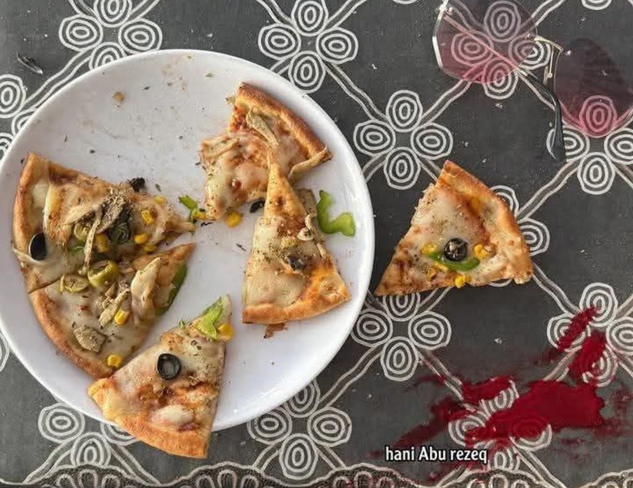 Civilian casualties from Israeli bombing in restaurant