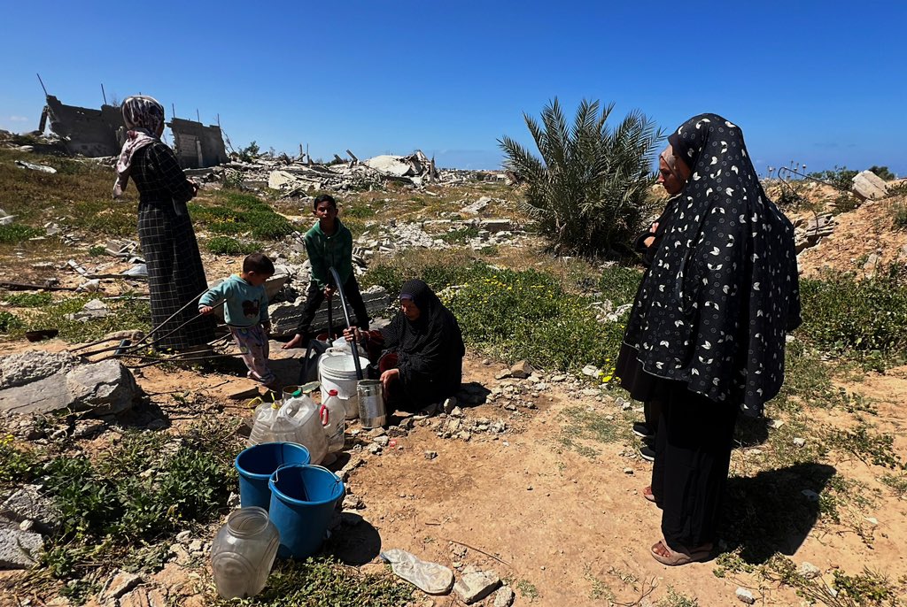 Water Crisis Affects Displaced Persons in Al Nuseirat Camp