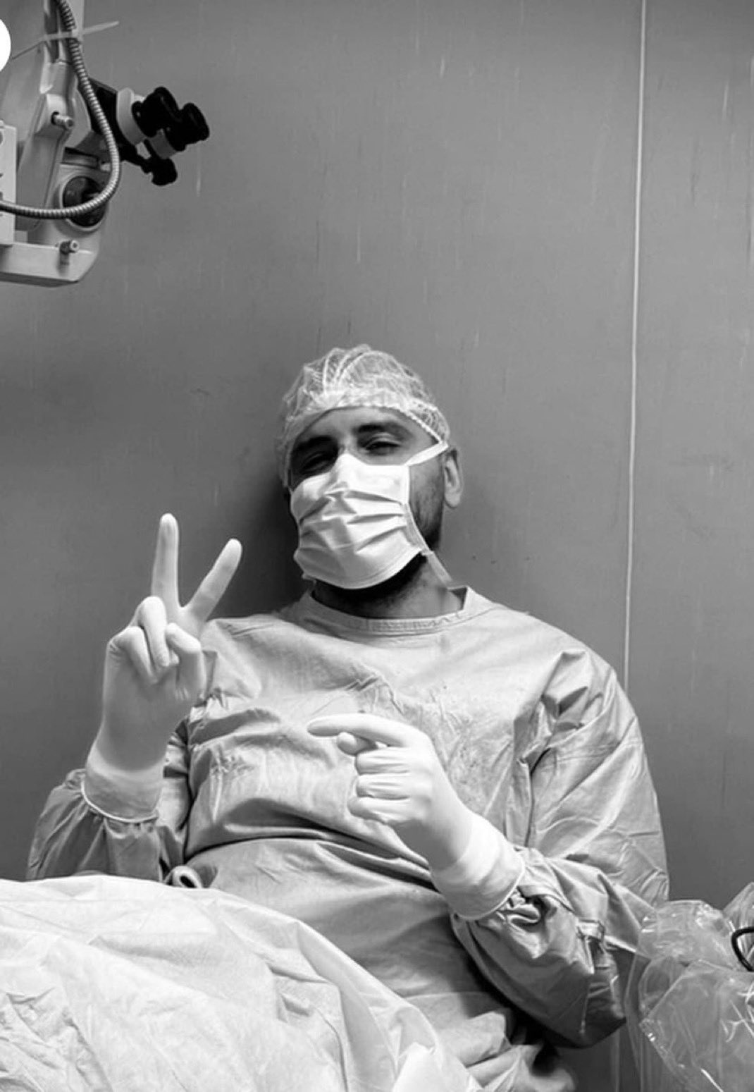 Egyptian Doctor Performs 33 Eye Surgeries in Single Day Gaza