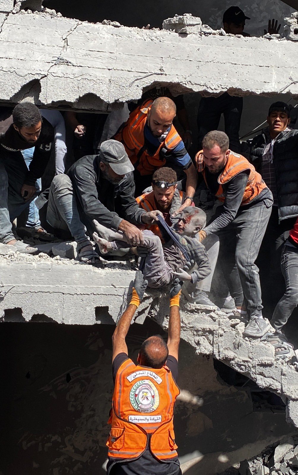Israeli Bombing of Gaza Residential Compound Kills 17