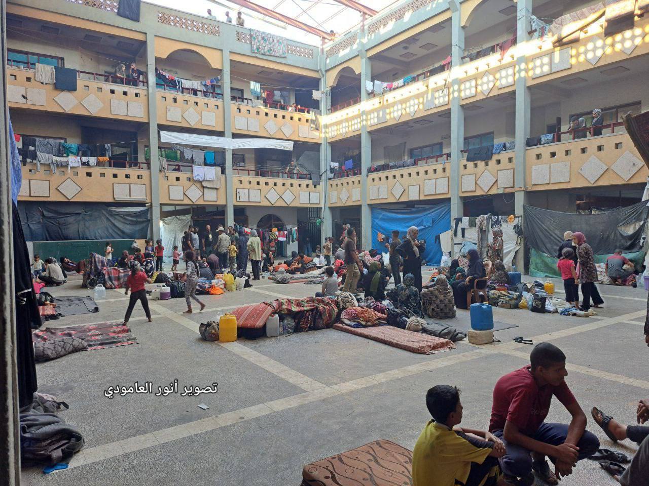 Palestinians Sleep Outdoors at Khan Younis School for Fifth Day
