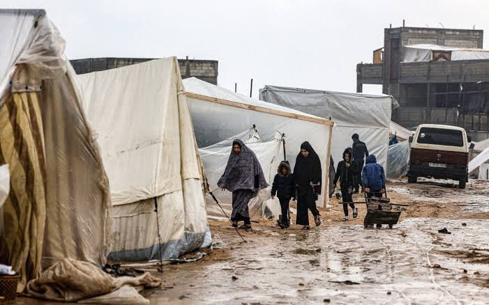 Gaza families face winter without shelter protection
