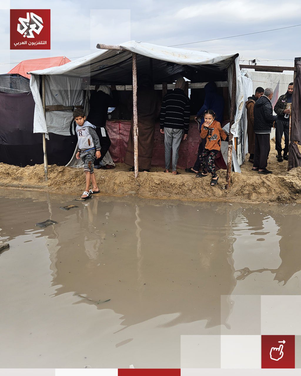 UN: Humanitarian Aid and Workers Blocked from Gaza Strip