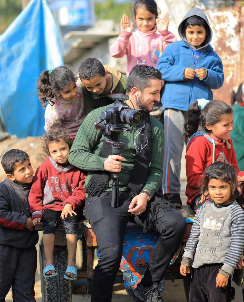 Photojournalist Hassan al Qishawi killed in Gaza bombing