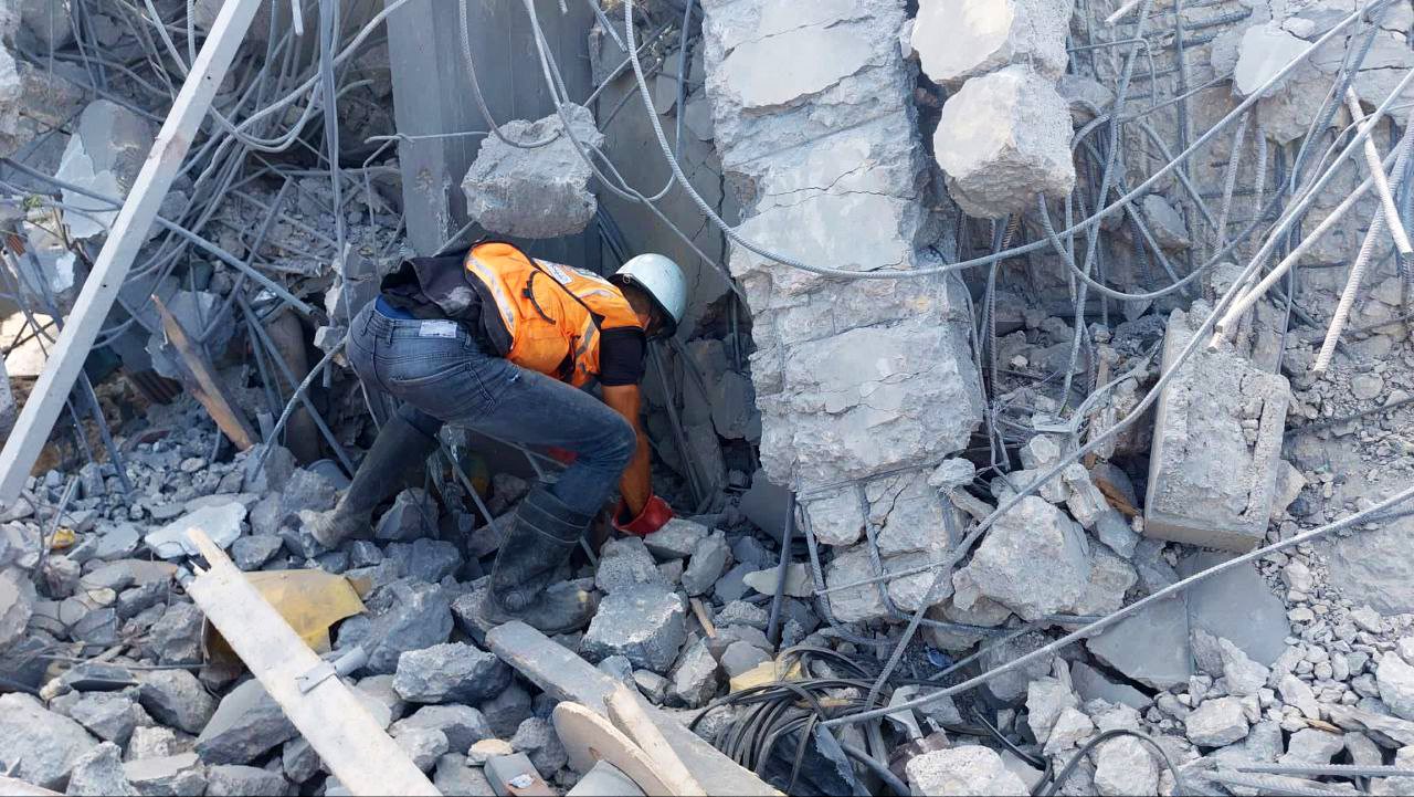 Civil Defense recovers 4 bodies in Hamad City Gaza