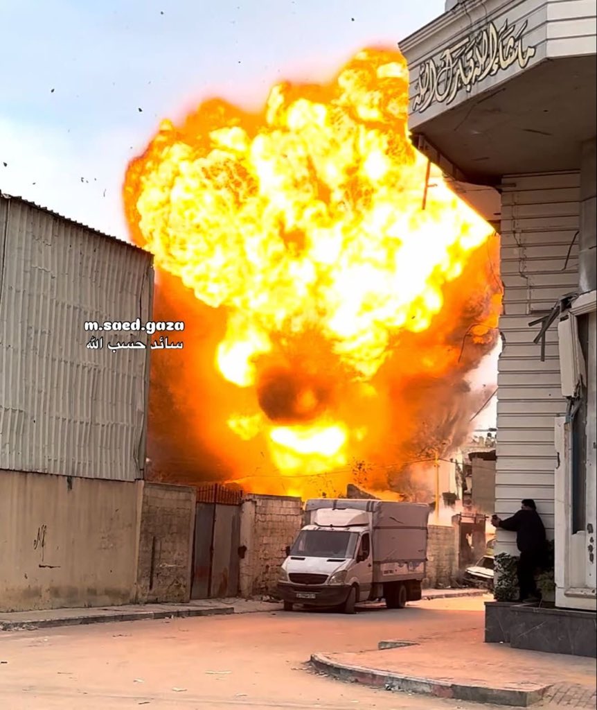 Israeli Navy and Artillery Operations in Gaza City and Khan Younis