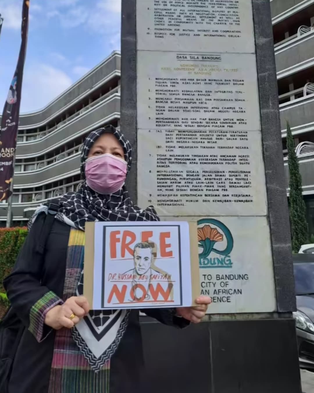 Bandung Activists Demand Release of Gaza Hospital Doctor
