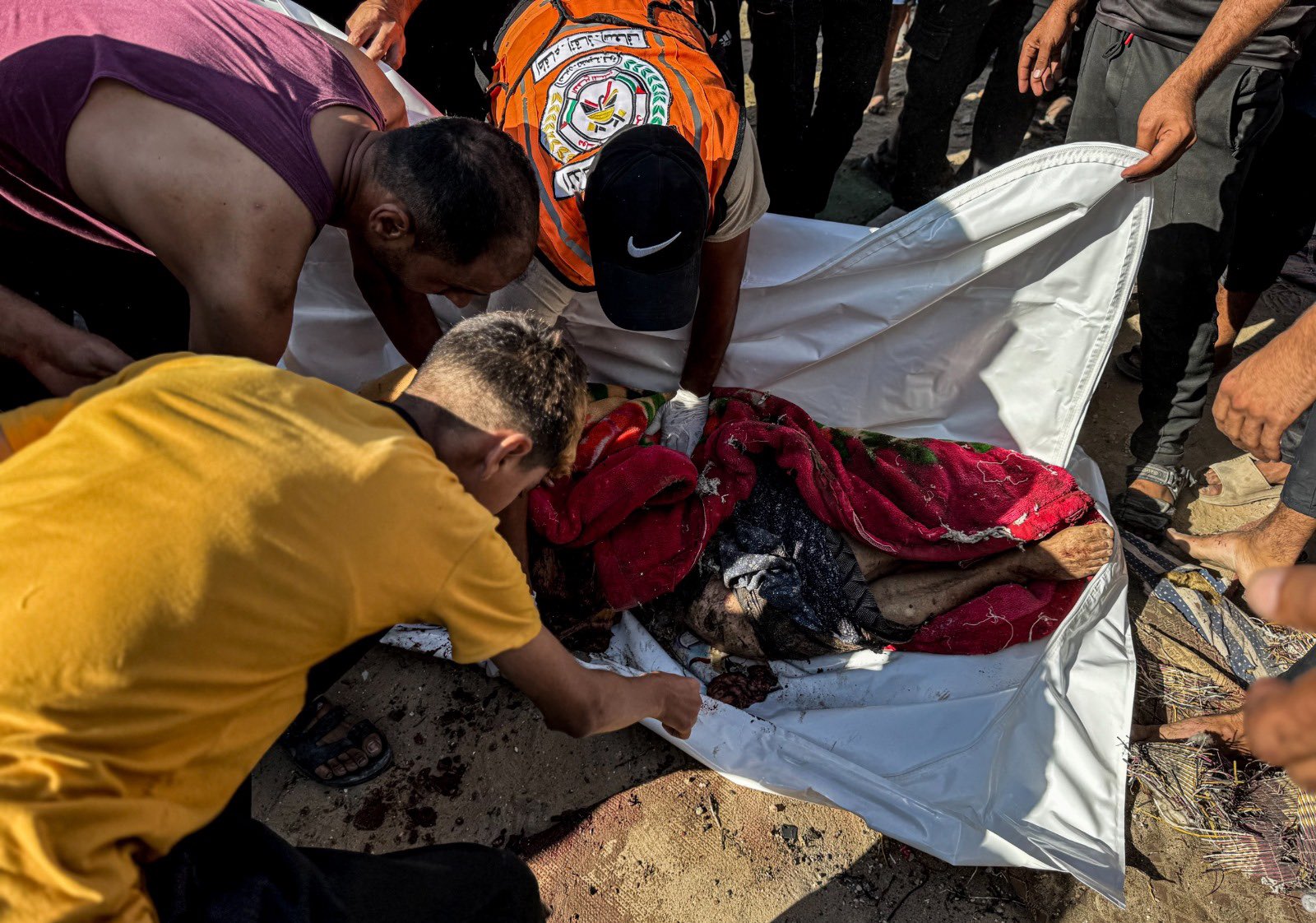Six Freed Palestinian Hostages Killed in Israeli Bombing
