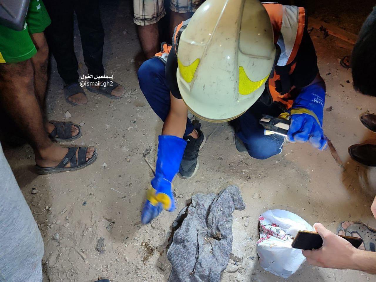 Israeli airstrike kills and injures civilians in Gaza City
