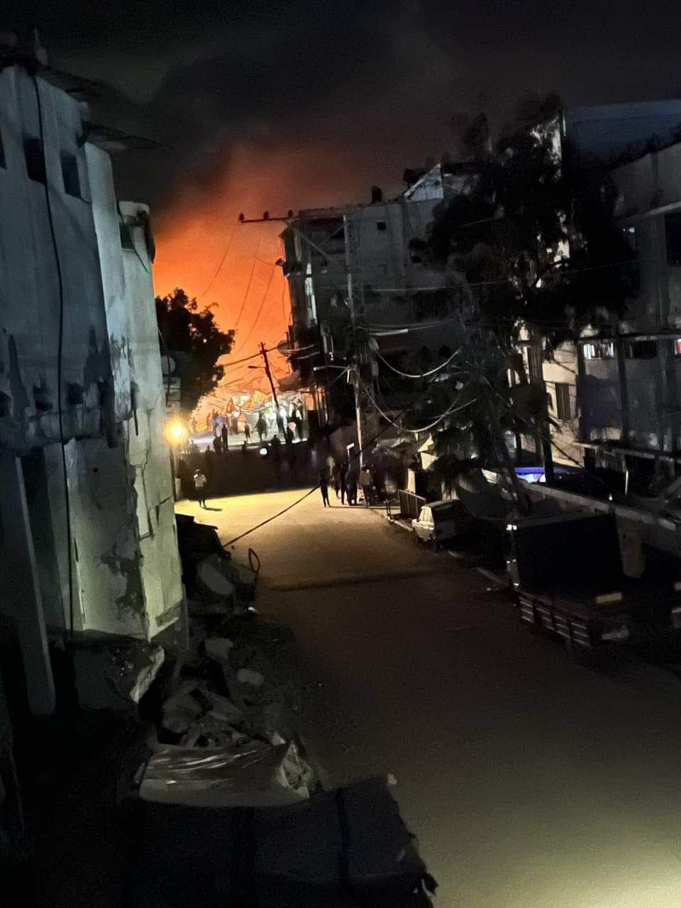 Israeli airstrike kills 32 in Gaza refugee camp