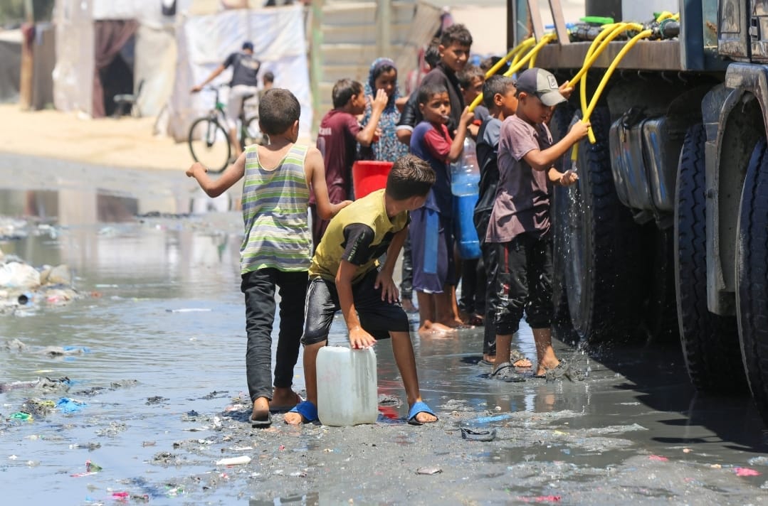 Families in Gaza face inhumane conditions with limited water access