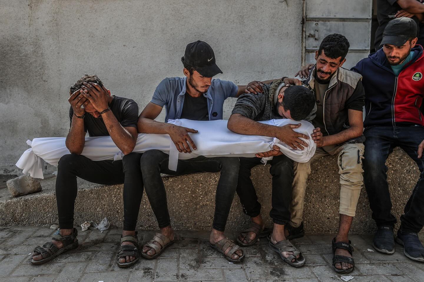 Palestinians mourn deaths in Israeli attack on Gaza displacement camp