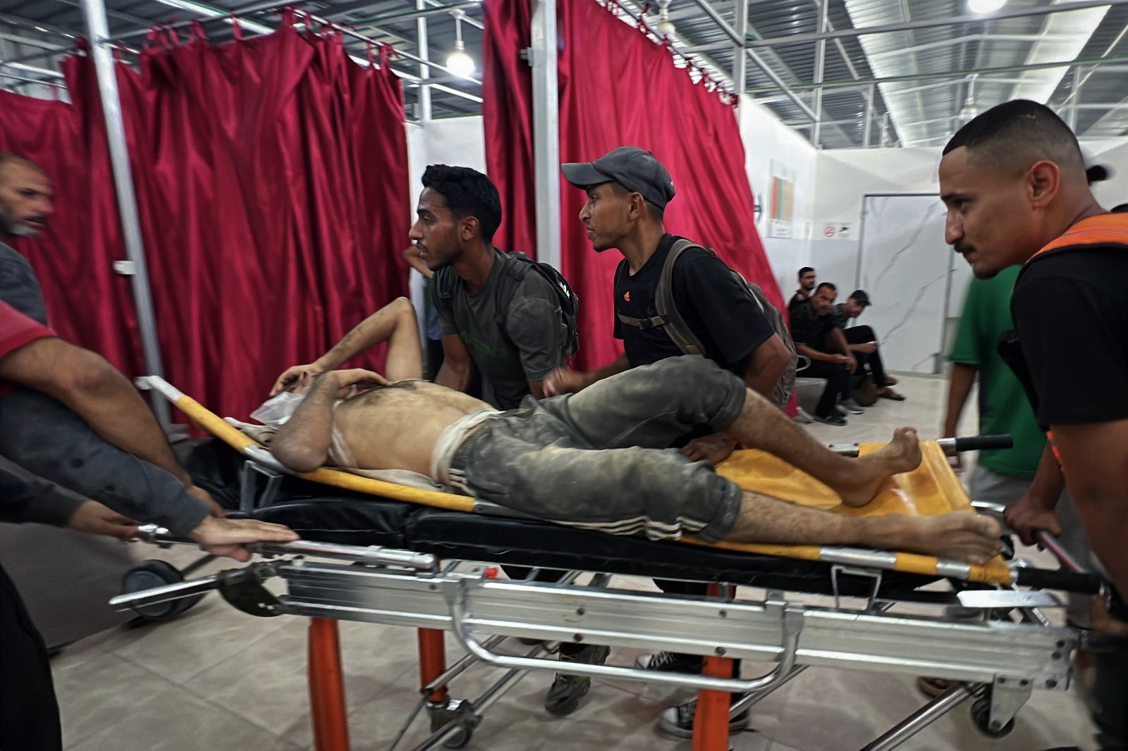 Israeli bombing kills four in Gaza City neighbourhood