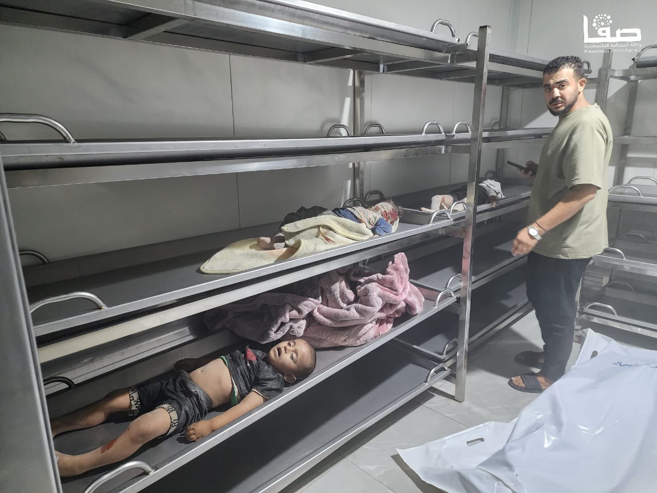 Four Killed in Israeli Bombing of Gaza City Apartments
