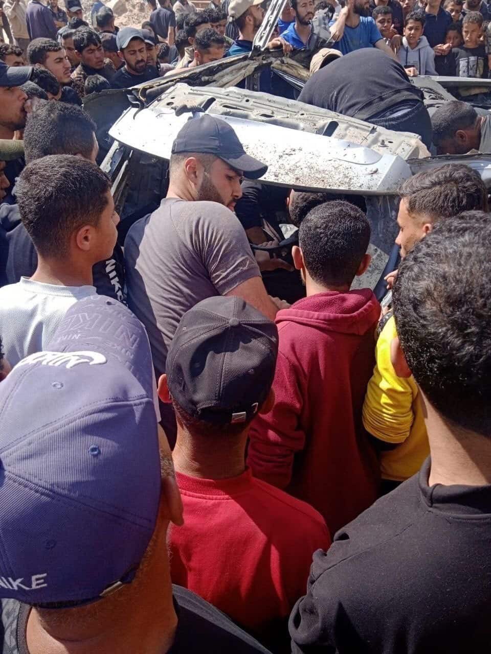 Israeli strike kills two in Khan Younis’ Al‑Amal neighborhood
