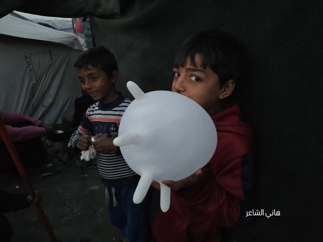 Displaced children struggle to learn amid harsh conditions in tents