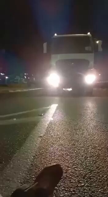 Settlers Block Humanitarian Aid Trucks from Reaching Gaza