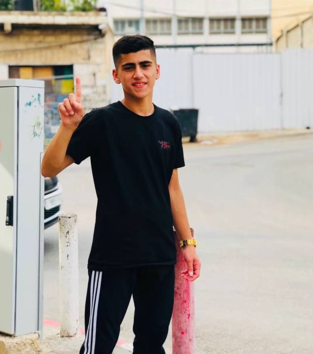 Palestinian boy Hamed Nazzal shot dead by Israeli forces at checkpoint