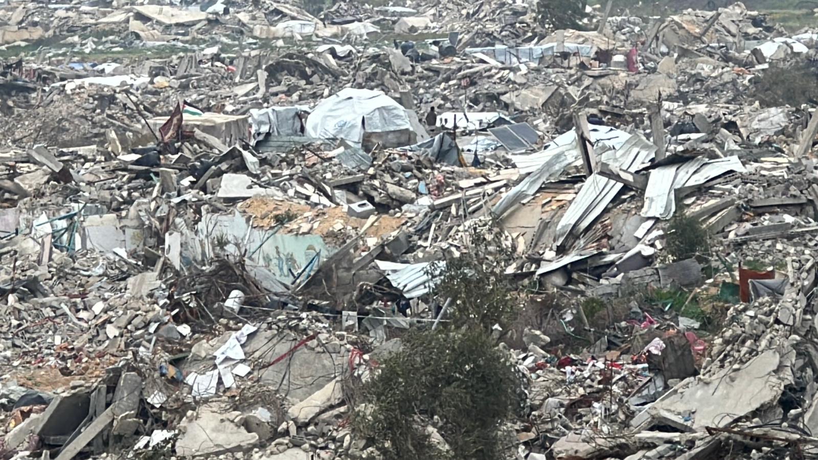 Families Return to Ruins Amid Gaza’s Devastation