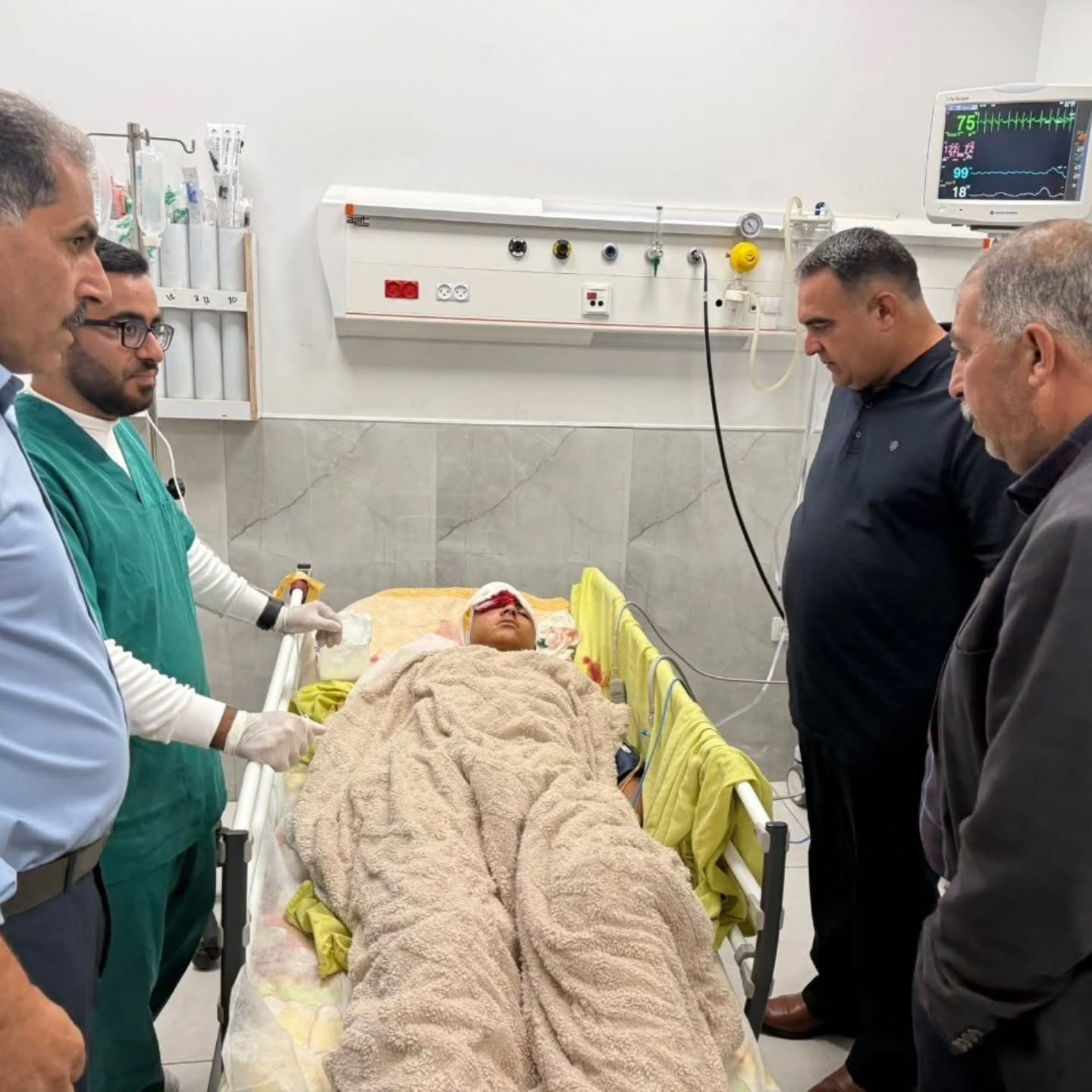 Israeli soldiers injure 15-year-old Palestinian boy with stun grenade