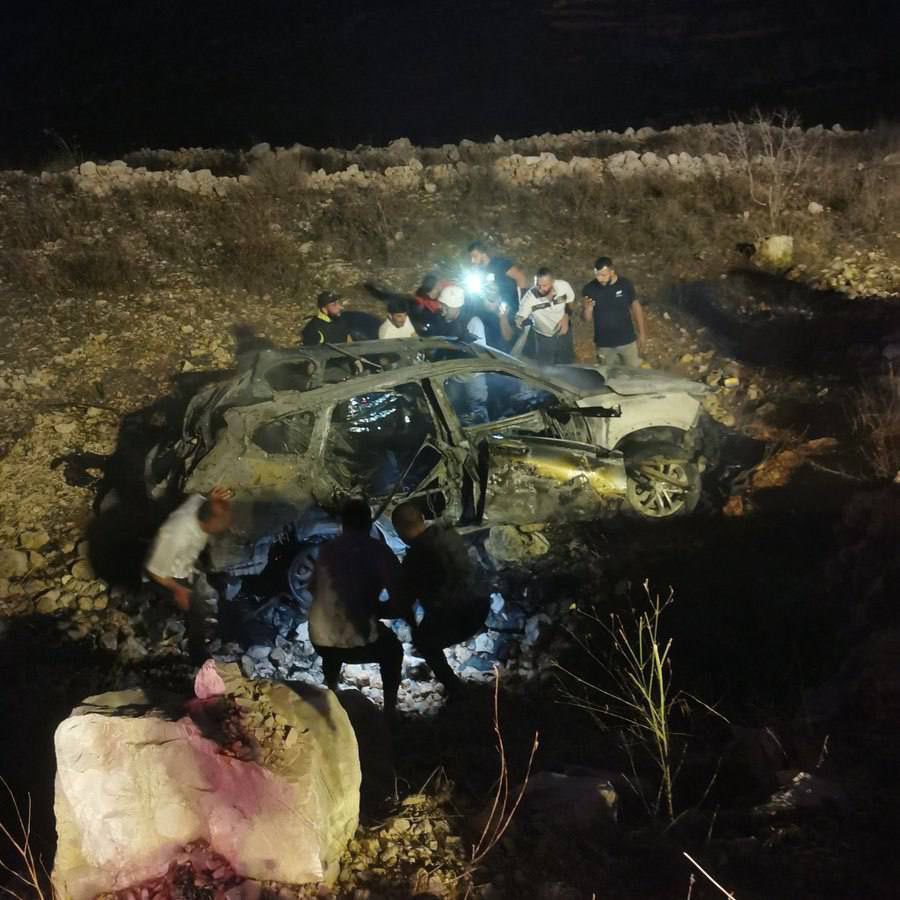 Israeli airforce strikes civilian vehicle in southern Lebanon