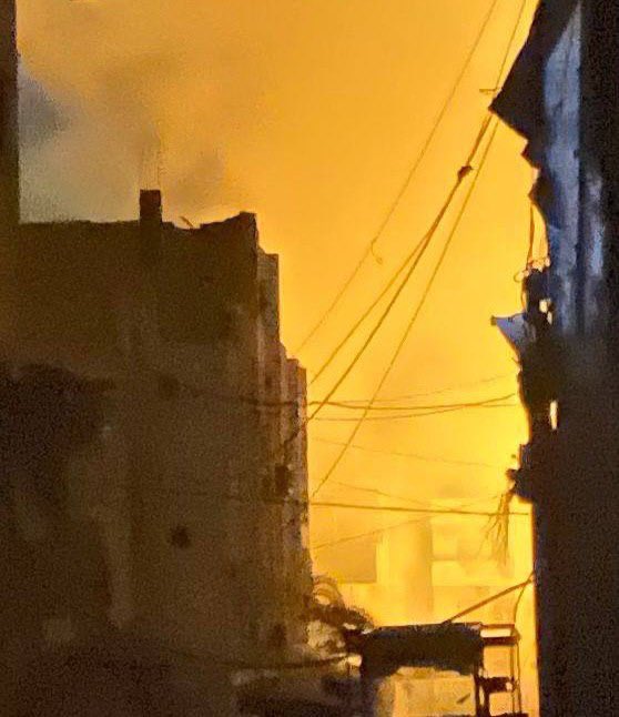 Israeli Forces Drop Flares Over Gaza Residential Area