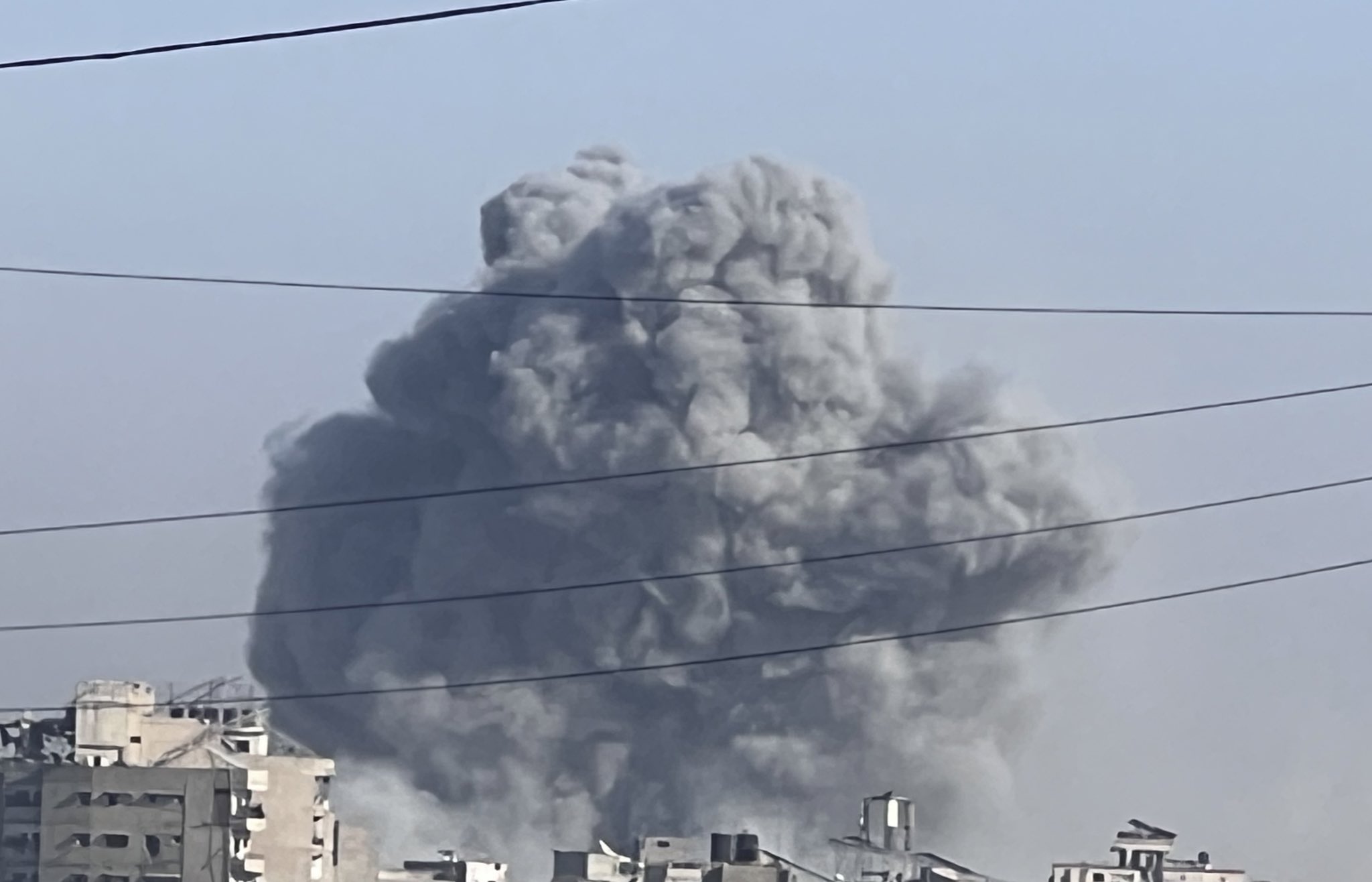 Israeli Airstrikes Hit Gaza City Neighborhoods