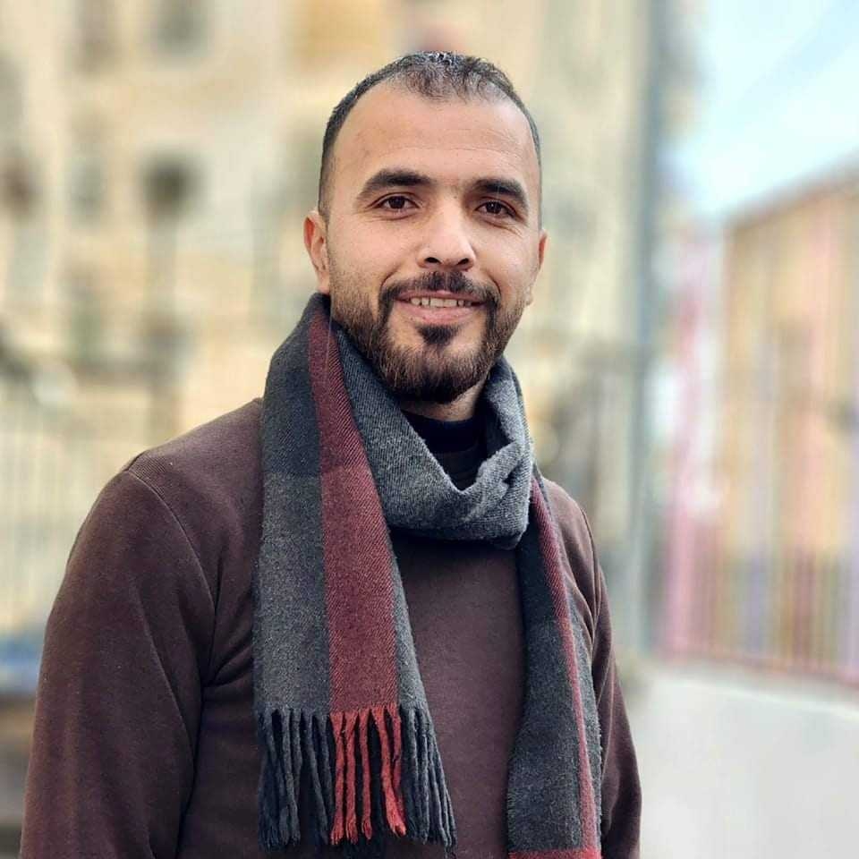 Israeli Occupation Releases Prisoner Ahmed Halaiqa After 10 Months