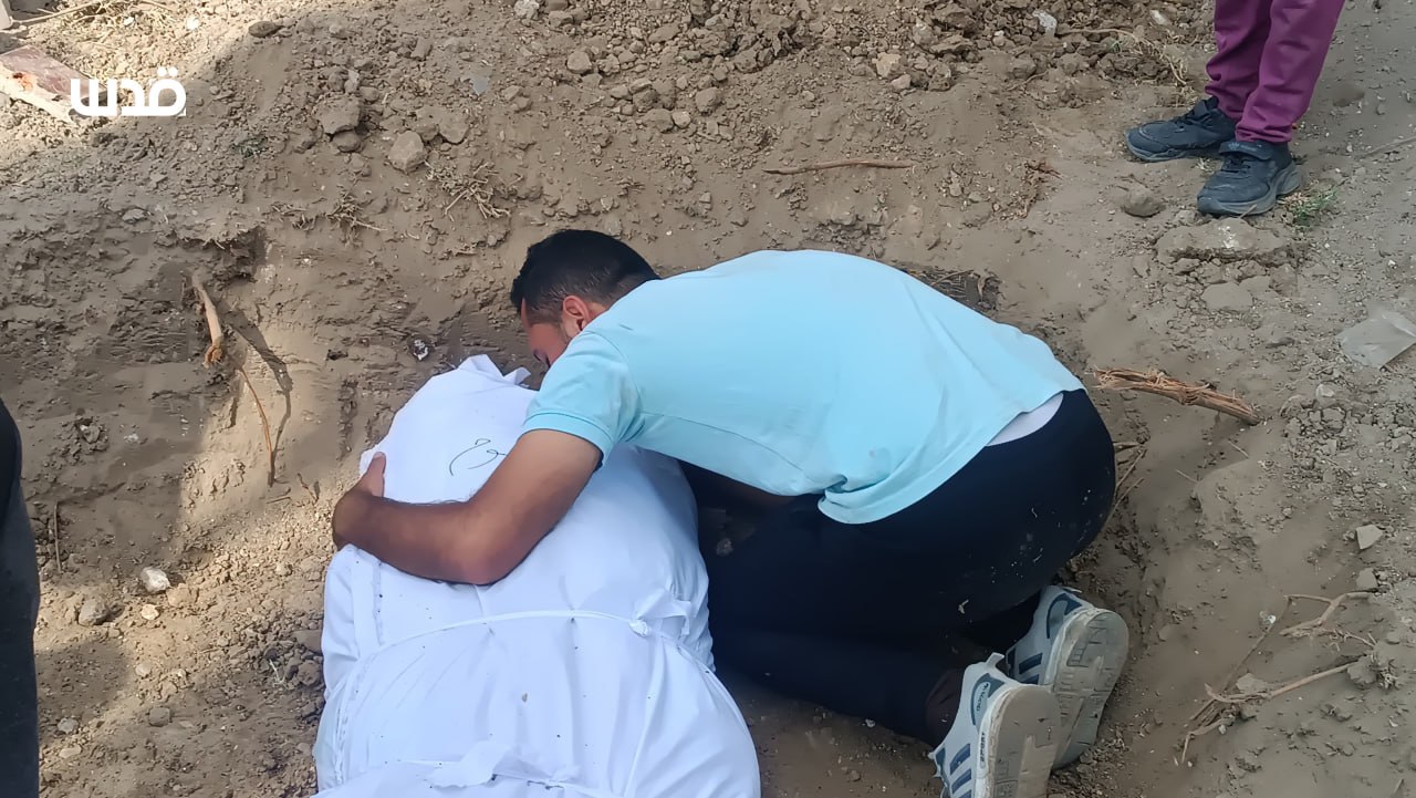 Palestinians mourn loved ones killed in Gaza airstrike