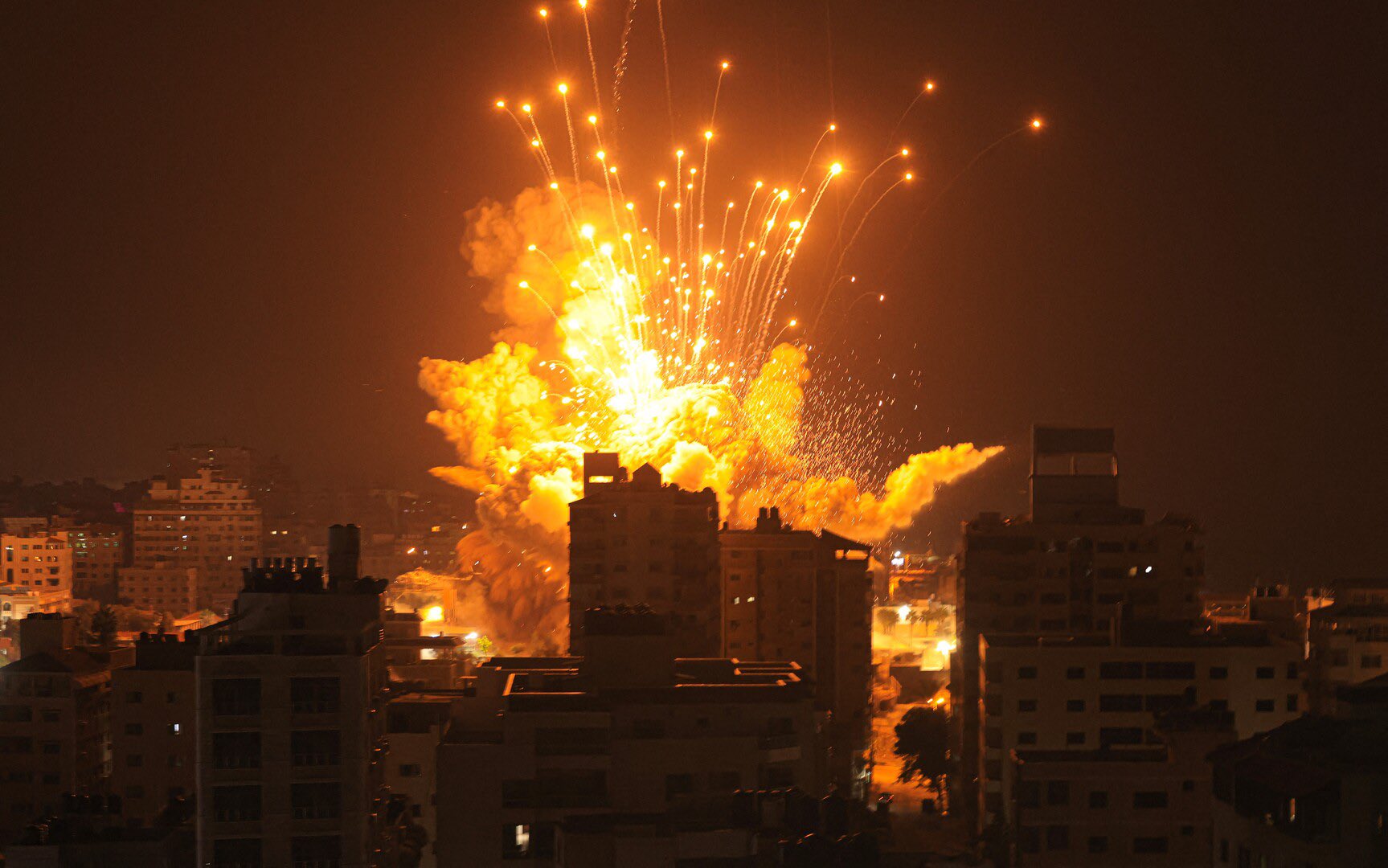 Israeli Forces Destroying Homes and Infrastructure in Gaza