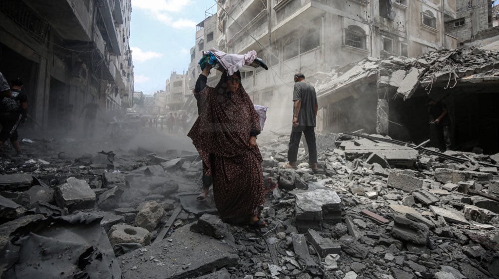 Israeli Military Detonations in Gaza City Neighborhoods