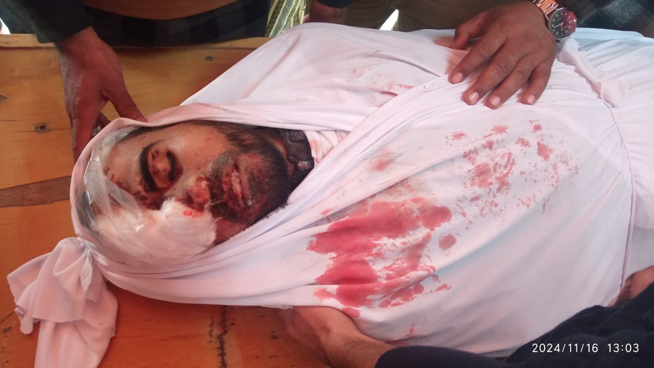 Neighbor killed in Israeli bombing while retrieving clothes for displaced children