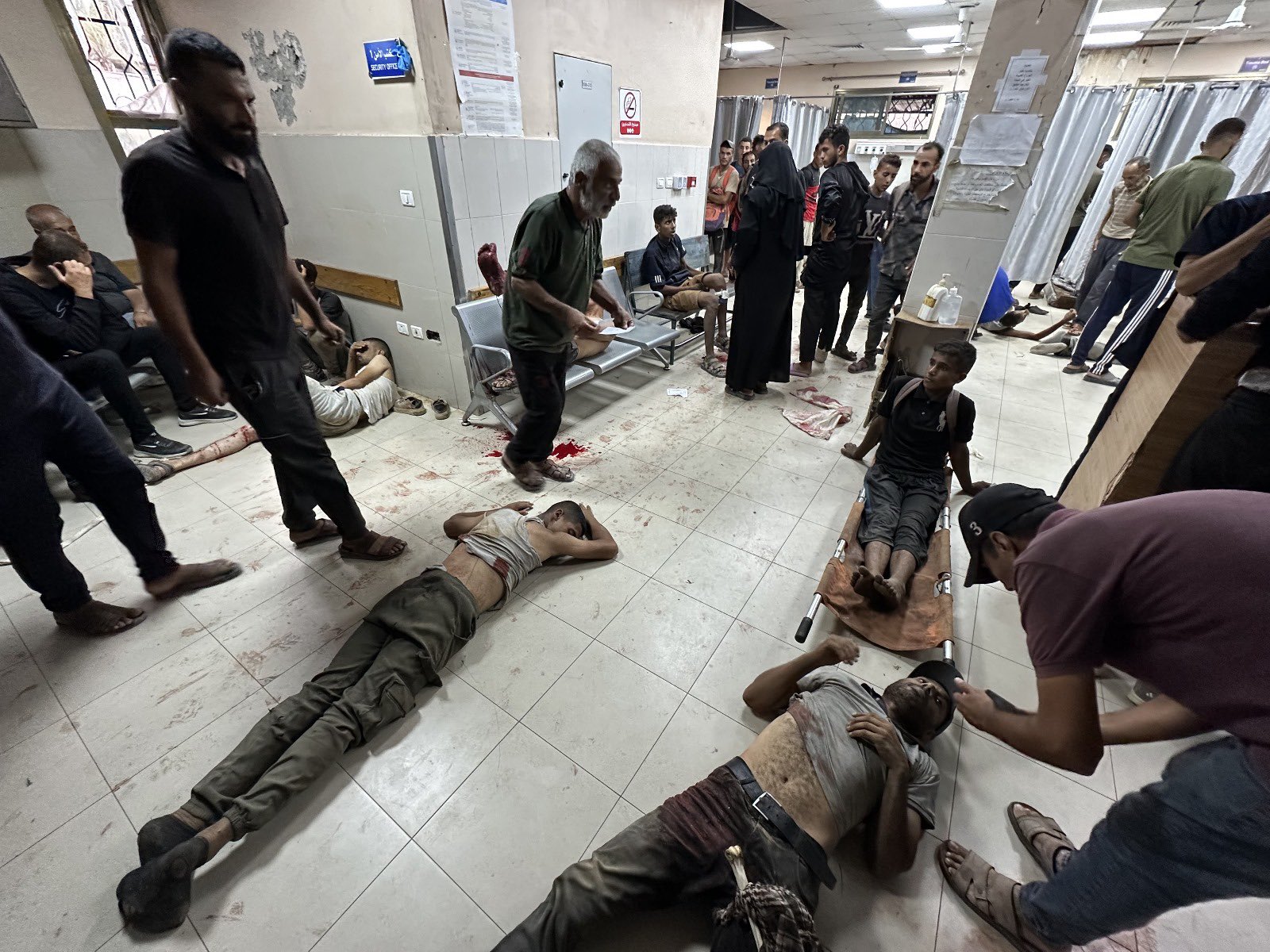 Israeli Forces Kill 98, Wound 511 in Single Day