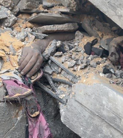 Family killed in Israeli airstrike on Gaza City home
