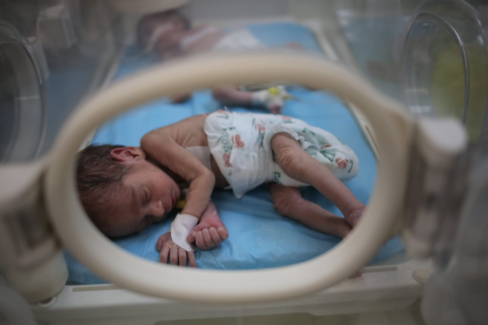 UNICEF: Fuel Crisis Threatens Newborns at Gaza Hospital