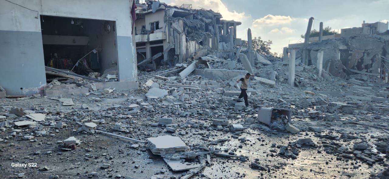 Israeli Air Attacks on Lebanon Kill 70, Injure 80